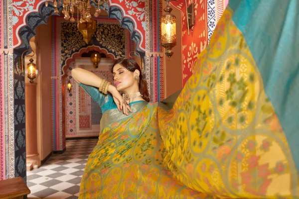 Yellow_Jacquard_Cotton_Sarees_With_Blouse_Piece_For_Women
