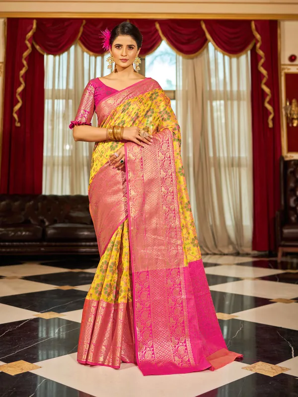 Yellow_Jacquard_Cotton_Sarees_With_Blouse_Piece_For_Women