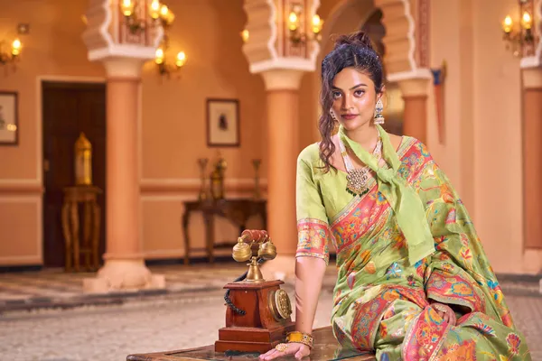 Pista_Cotton_Sarees_With_Blouse_Piece_For_Women