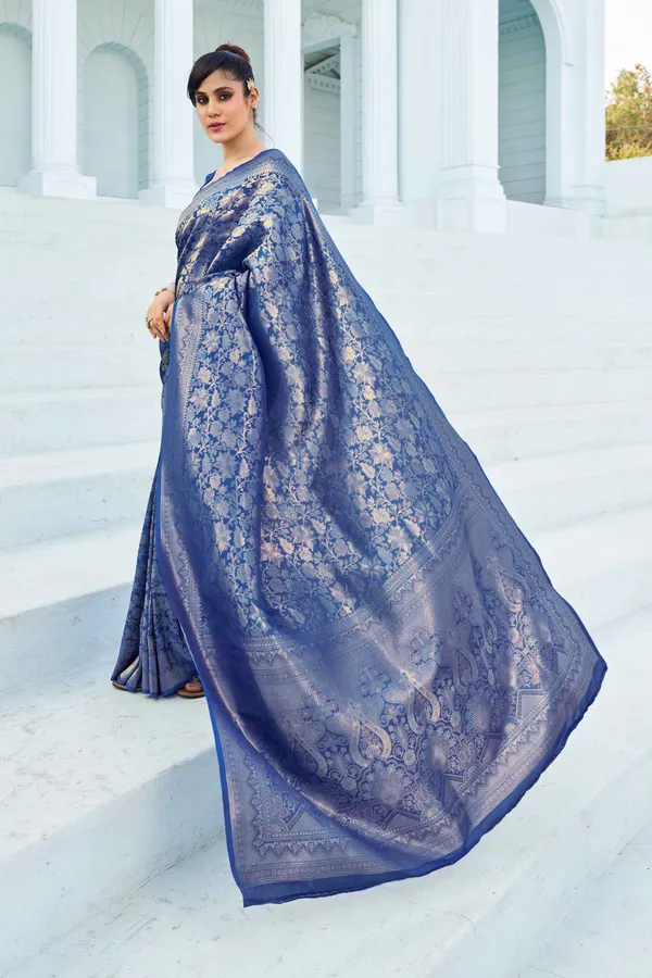 Blue_Silk_Sarees_With_Blouse_Piece_For_Women