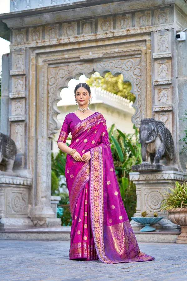 Purple_Silk_Sarees_With_Blouse_Piece_For_Women
