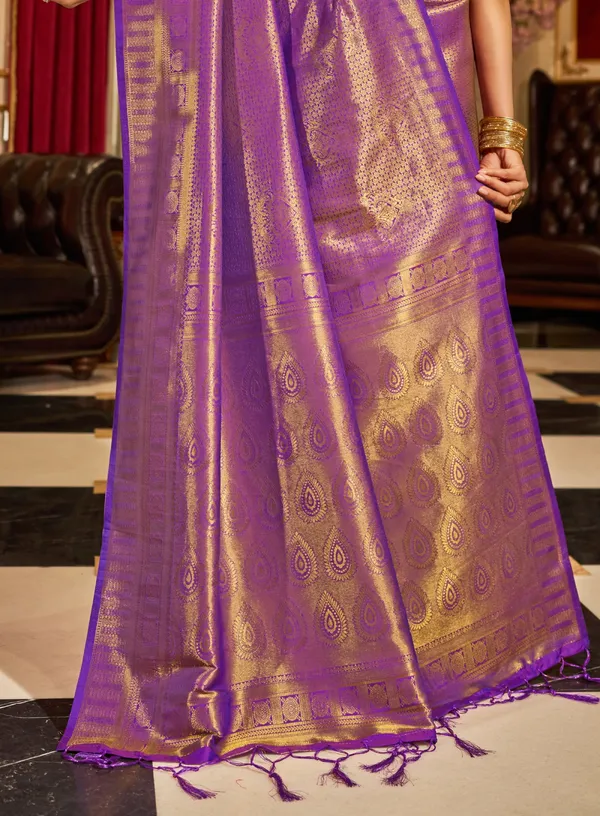 Purple_Silk_Sarees_With_Blouse_Piece_For_Women