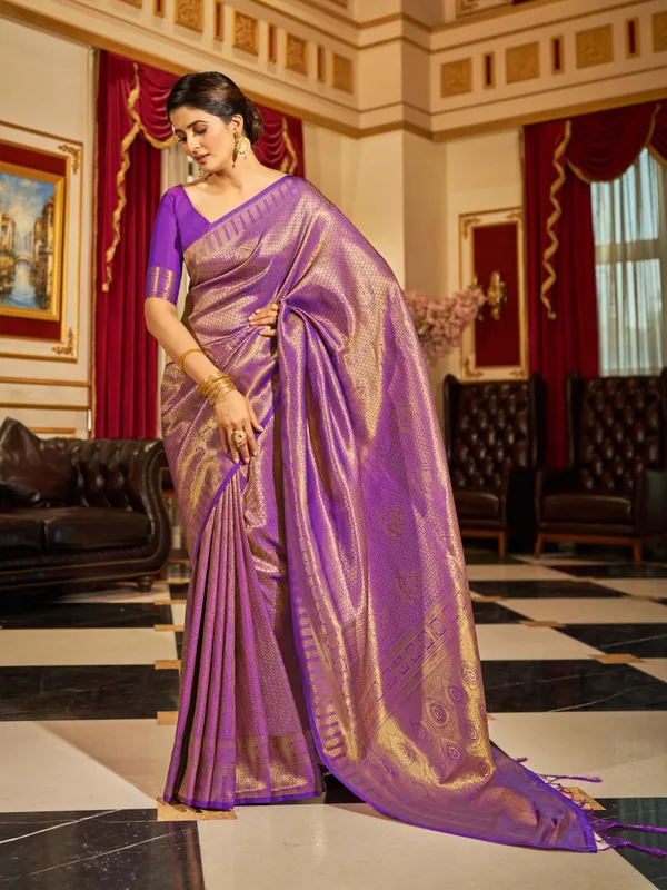 Purple_Silk_Sarees_With_Blouse_Piece_For_Women