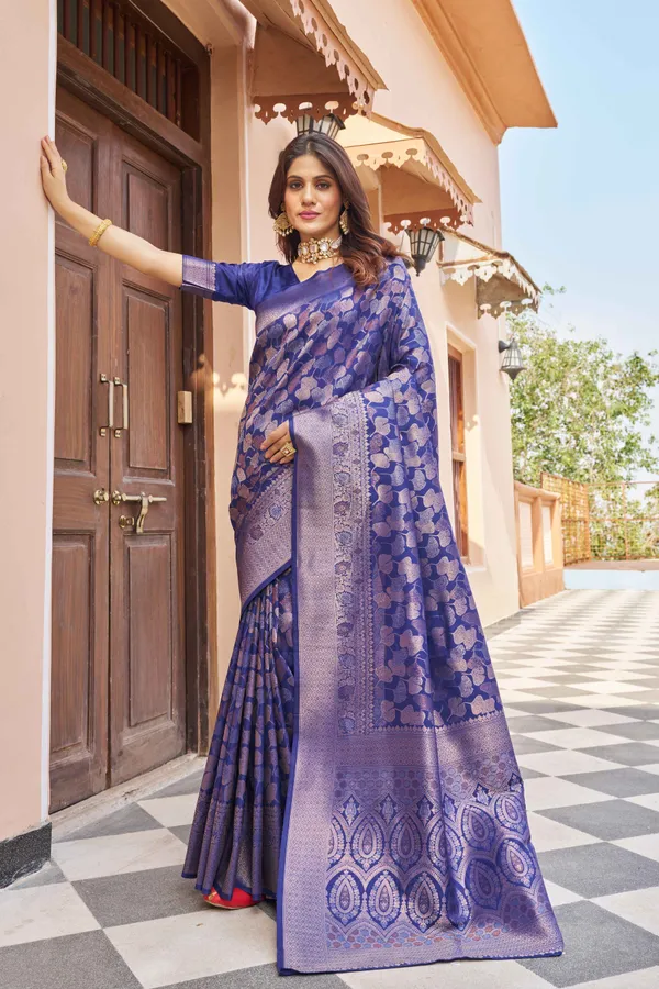 Blue_Silk_Sarees_With_Blouse_Piece_For_Women