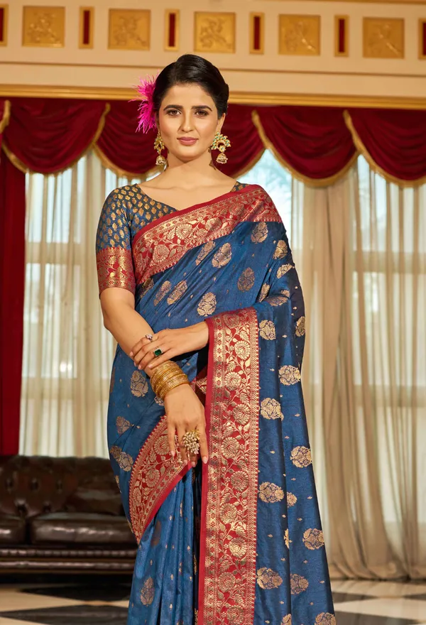 Blue_Cotton_Sarees_With_Blouse_Piece_For_Women