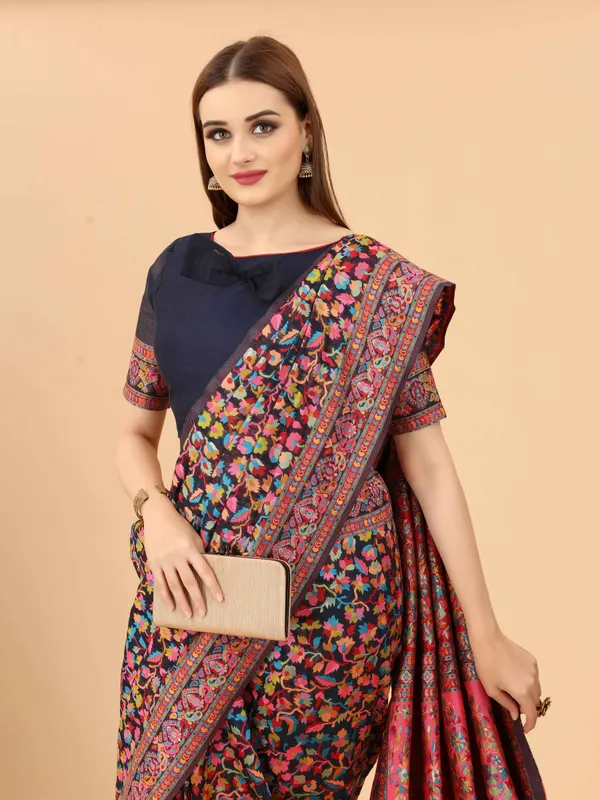 Blue_Cotton_Sarees_With_Blouse_Piece_For_Women