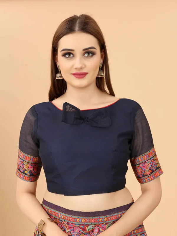 Blue_Cotton_Sarees_With_Blouse_Piece_For_Women