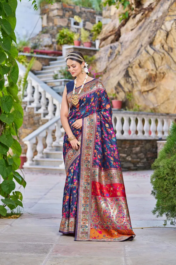 Blue_Cotton_Sarees_With_Blouse_Piece_For_Women
