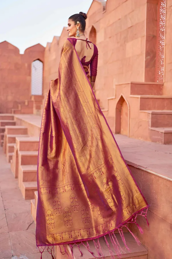 Purple_Silk_Sarees_With_Blouse_Piece_For_Women