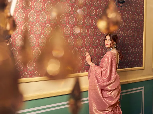 Peach_Silk_Sarees_With_Blouse_Piece_For_Women
