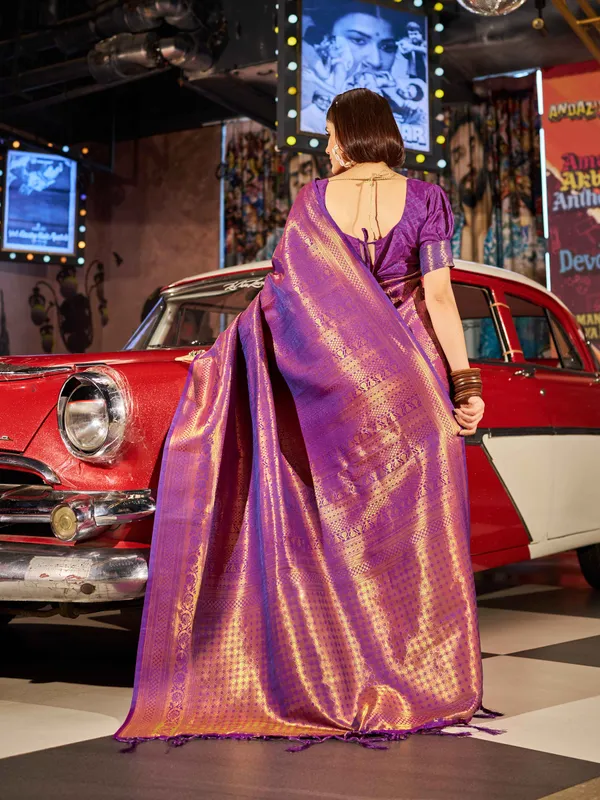 Purple_Silk_Sarees_With_Blouse_Piece_For_Women