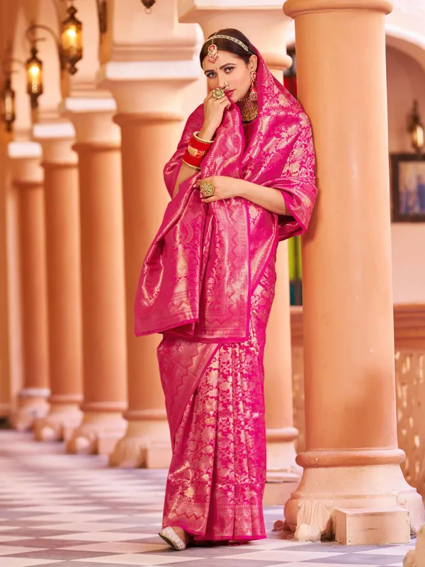 Pink_Silk_Sarees_With_Blouse_Piece_For_Women