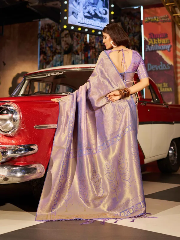 Purple_Silk_Sarees_With_Blouse_Piece_For_Women
