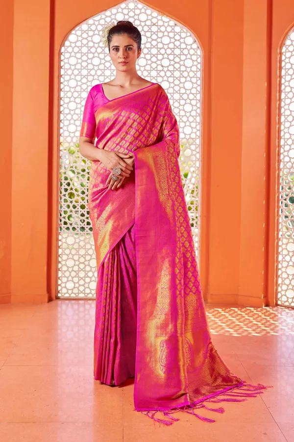 Pink_Silk_Sarees_With_Blouse_Piece_For_Women