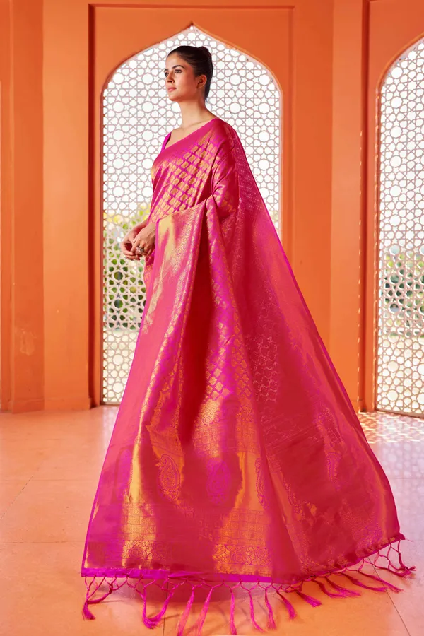 Pink_Silk_Sarees_With_Blouse_Piece_For_Women