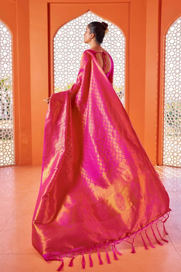 Pink_Silk_Sarees_With_Blouse_Piece_For_Women