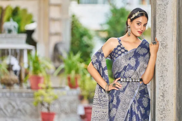 Blue_Cotton_Sarees_With_Blouse_Piece_For_Women