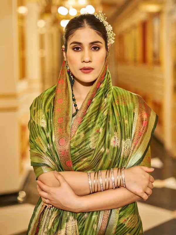 Mahendi_Green_Organza_Sarees_With_Blouse_Piece_For_Women
