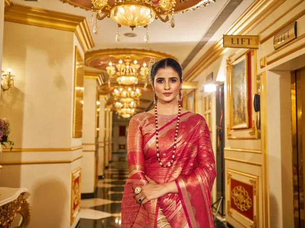 Rani_Organza_Sarees_With_Blouse_Piece_For_Women