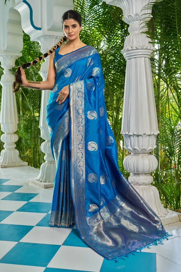 Blue_Cotton_Silk_Sarees_With_Blouse_Piece_For_Women