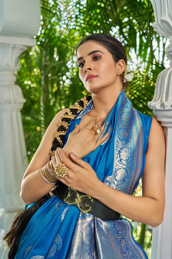 Blue_Cotton_Silk_Sarees_With_Blouse_Piece_For_Women