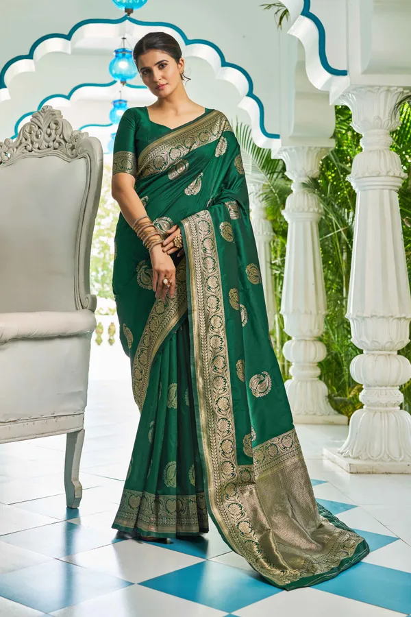 Green_Cotton_Silk_Sarees_With_Blouse_Piece_For_Women