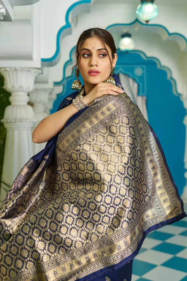 Blue_Cotton_Silk_Sarees_With_Blouse_Piece_For_Women