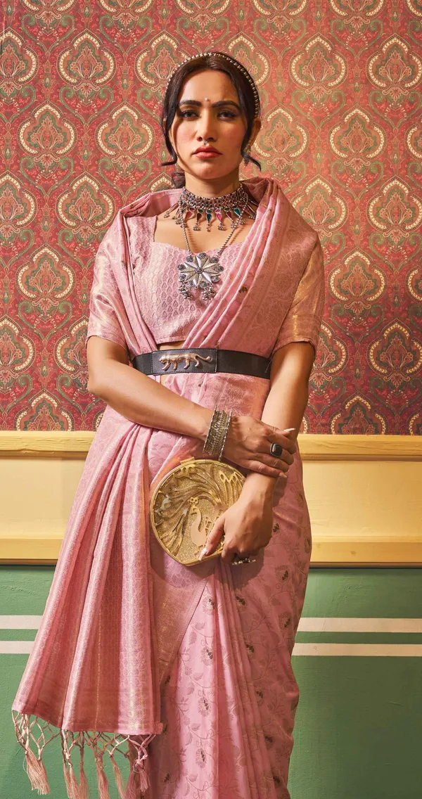 Purple_Silk_Sarees_With_Blouse_Piece_For_Women