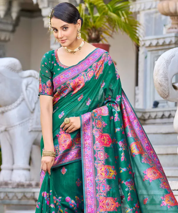 Green_Cotton_Sarees_With_Blouse_Piece_For_Women
