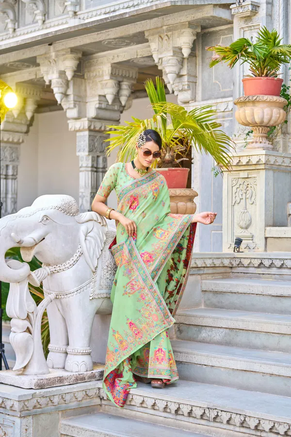 Pista_Cotton_Sarees_With_Blouse_Piece_For_Women