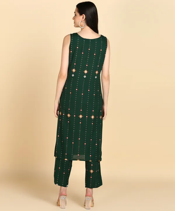 Green_Striped_Sleeveless_Rayon_Kurta_Pant_For_Women