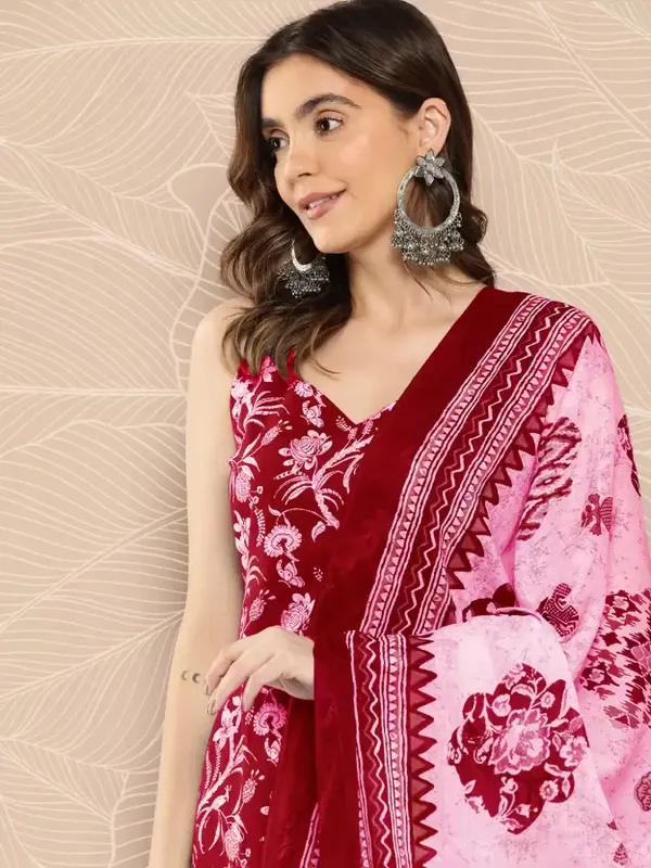 Red_Women_Kurta_Pant_Set_With_Dupatta