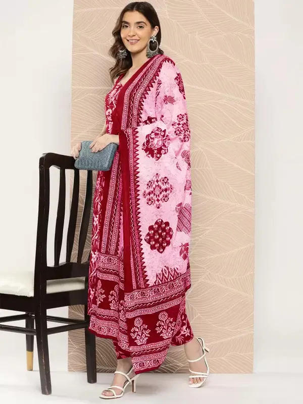 Red_Women_Kurta_Pant_Set_With_Dupatta
