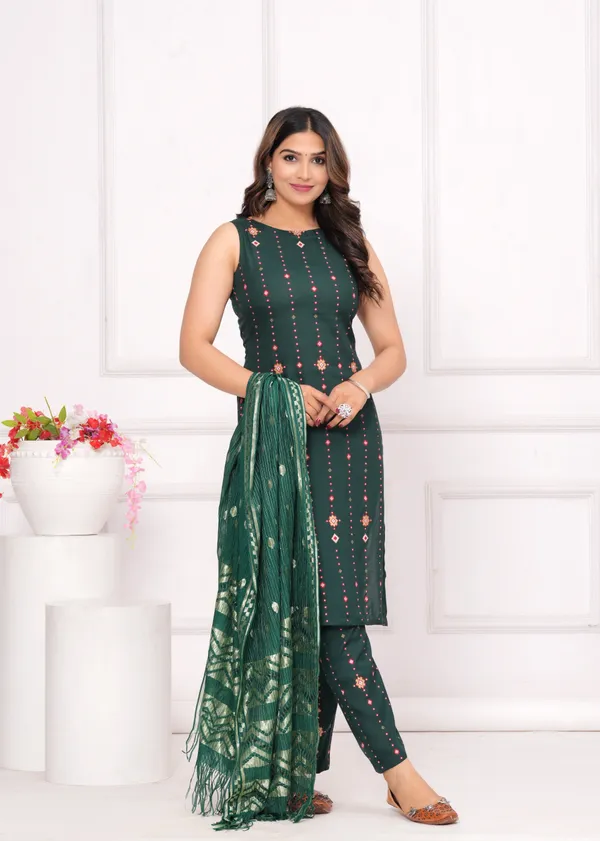 Green_Cotton_Rayon_Sleeveless_Printed_Kurti_Pant_Dupatta_Set_For_Women