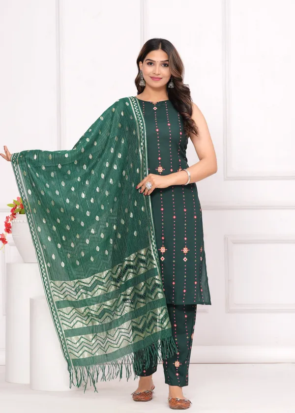 Green_Cotton_Rayon_Sleeveless_Printed_Kurti_Pant_Dupatta_Set_For_Women
