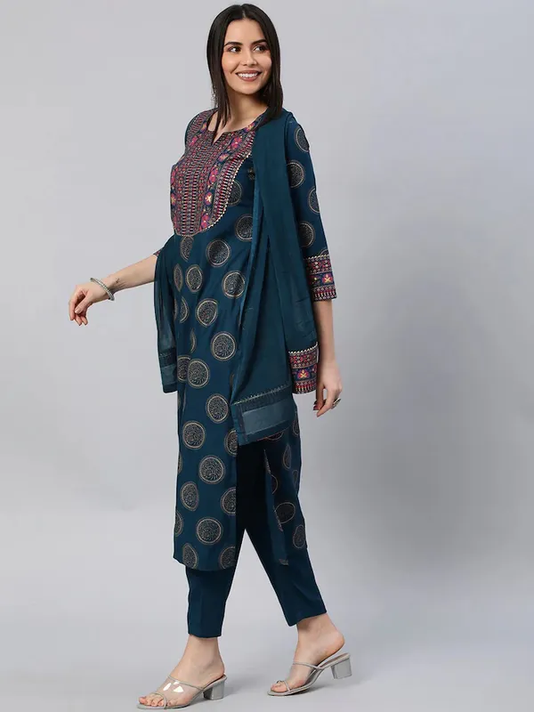 Blue_Kurta_Pant_Set_With_Dupatta_For_Women