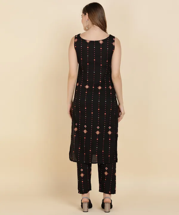 Black_Printed_Sleeveless_Rayon_Kurti_Pant_For_Women