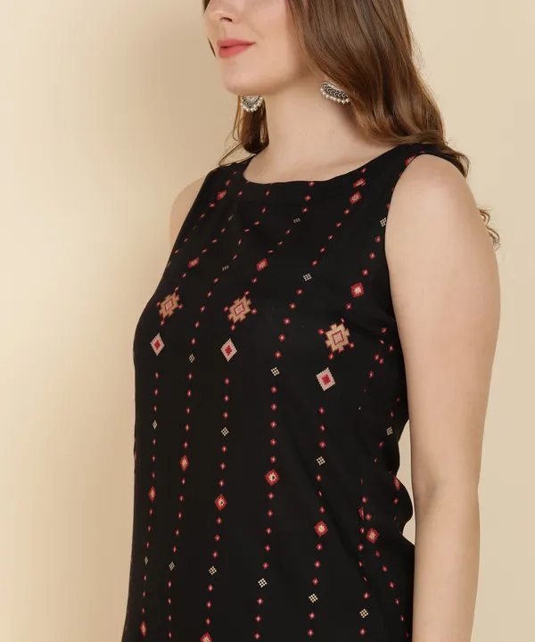 Black_Printed_Sleeveless_Rayon_Kurti_Pant_For_Women