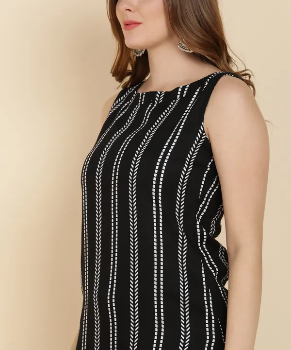 Black_Striped_Sleeveless_Viscose_Rayon_Kurta_Pant_Set_For_Women