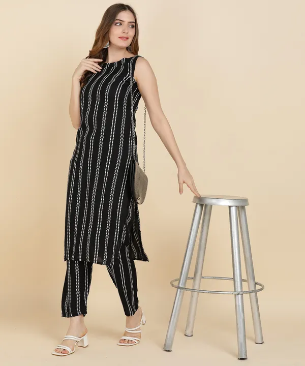 Black_Striped_Sleeveless_Viscose_Rayon_Kurta_Pant_Set_For_Women