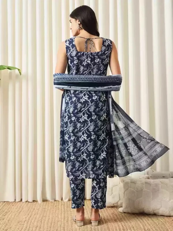 Blue_Floral_Print_Pure_Cotton_Sleeveless_Kurti_Pant_Dupatta_Set_For_Women