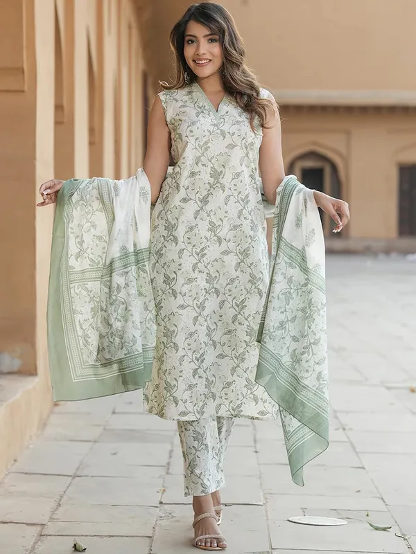 Green_Pure_Cotton_Sleeveless_Printed_Kurti_Pant_Dupatta_Set_For_Women