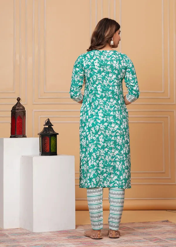 Blue_Floral_Print_3/4_Sleeve_Pure_Cotton_Kurti_Pant_Set_For_Women