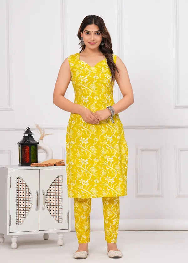 Light_Green_Floral_Print_Sleeveless_Pure_Cotton_Kurti_Pant_Set_For_Women