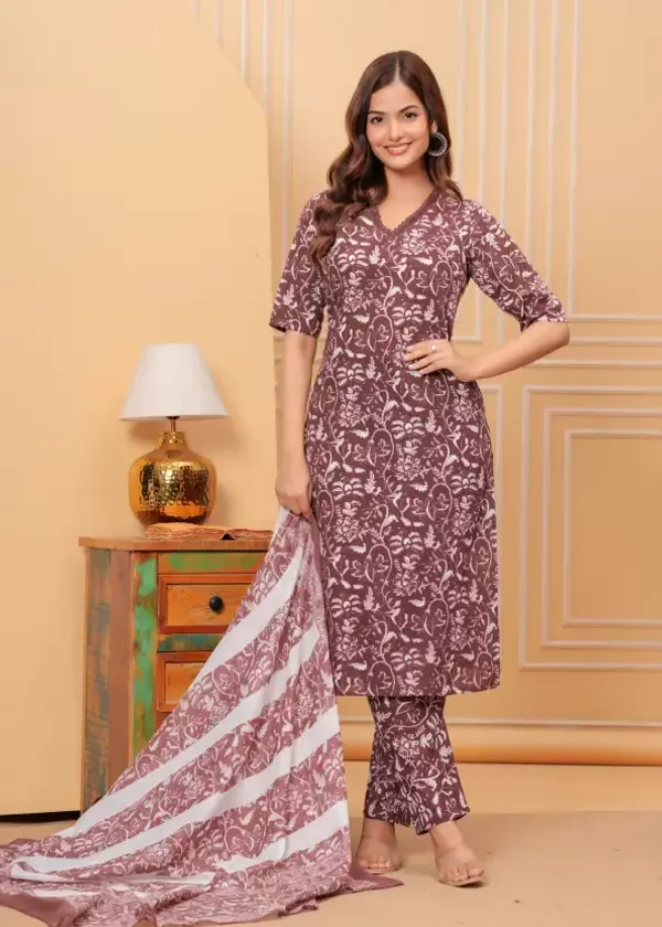 Brown_Casual_Wear_Women_Cotton_Kurta_Pant_Set_With_Dupatta