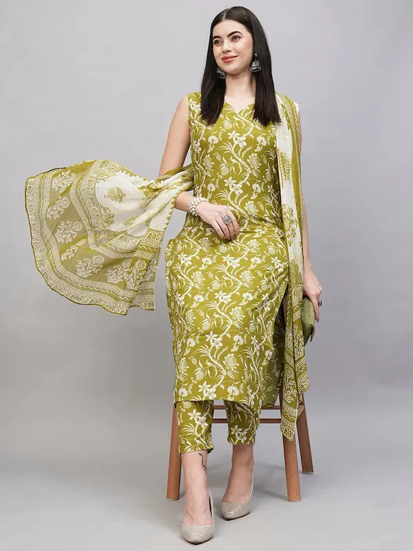 Green_Sleeveless_Floral_Print_Pure_Cotton_Kurti_Pant_Dupatta_Set_For_Women