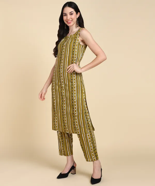 Green_Striped_Sleeveless_Rayon_Kurta_Pant_For_Women