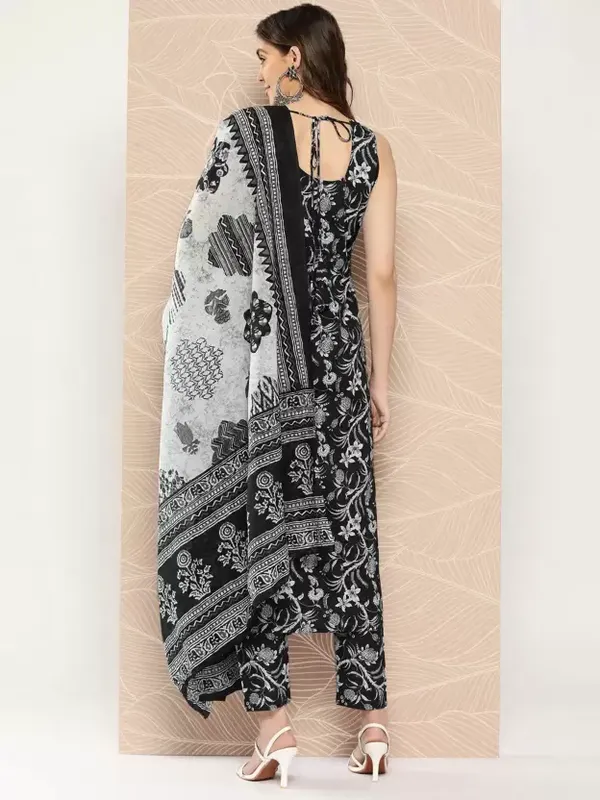 Black_Kurta_Pant_Set_With_Dupatta_For_Women