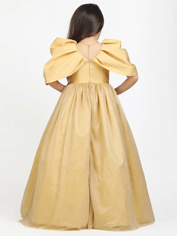 Jelly_Jones__Golden_Puff_sleeve_Gown