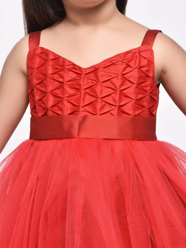 Partywear_dress_with_tail